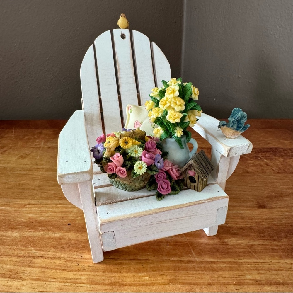 Westland Giftware Miniature Garden Chair Figurine #5672 Hand Painted Resin 💐